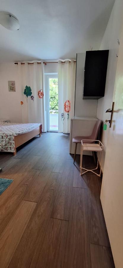 Apartments Villa Milenka Novalja Eksteriør billede