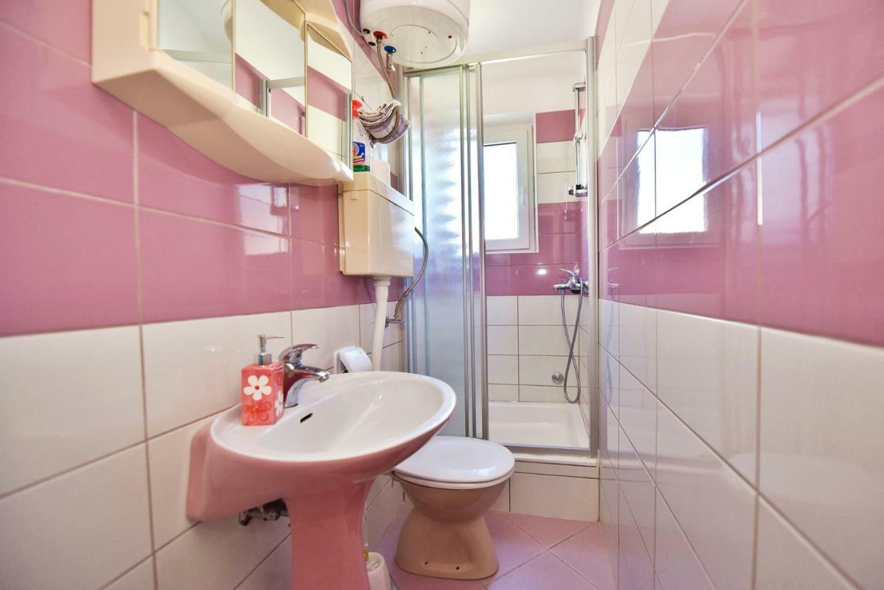 Apartments Villa Milenka Novalja Eksteriør billede
