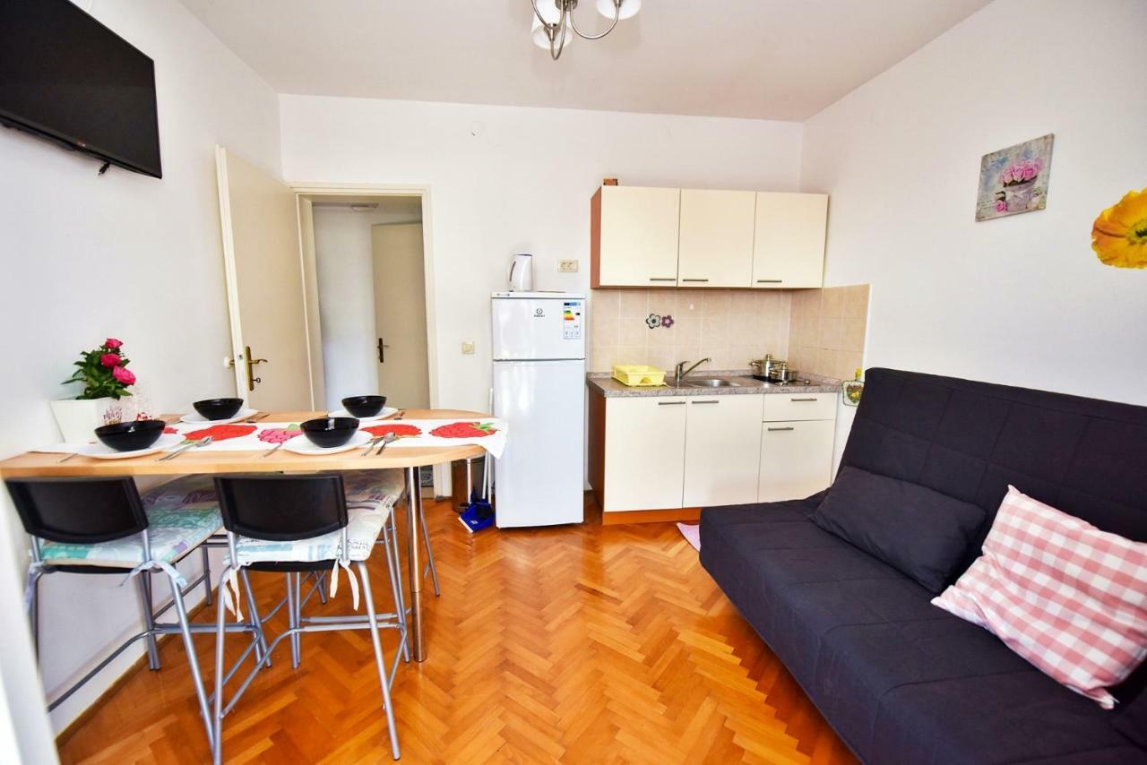 Apartments Villa Milenka Novalja Eksteriør billede